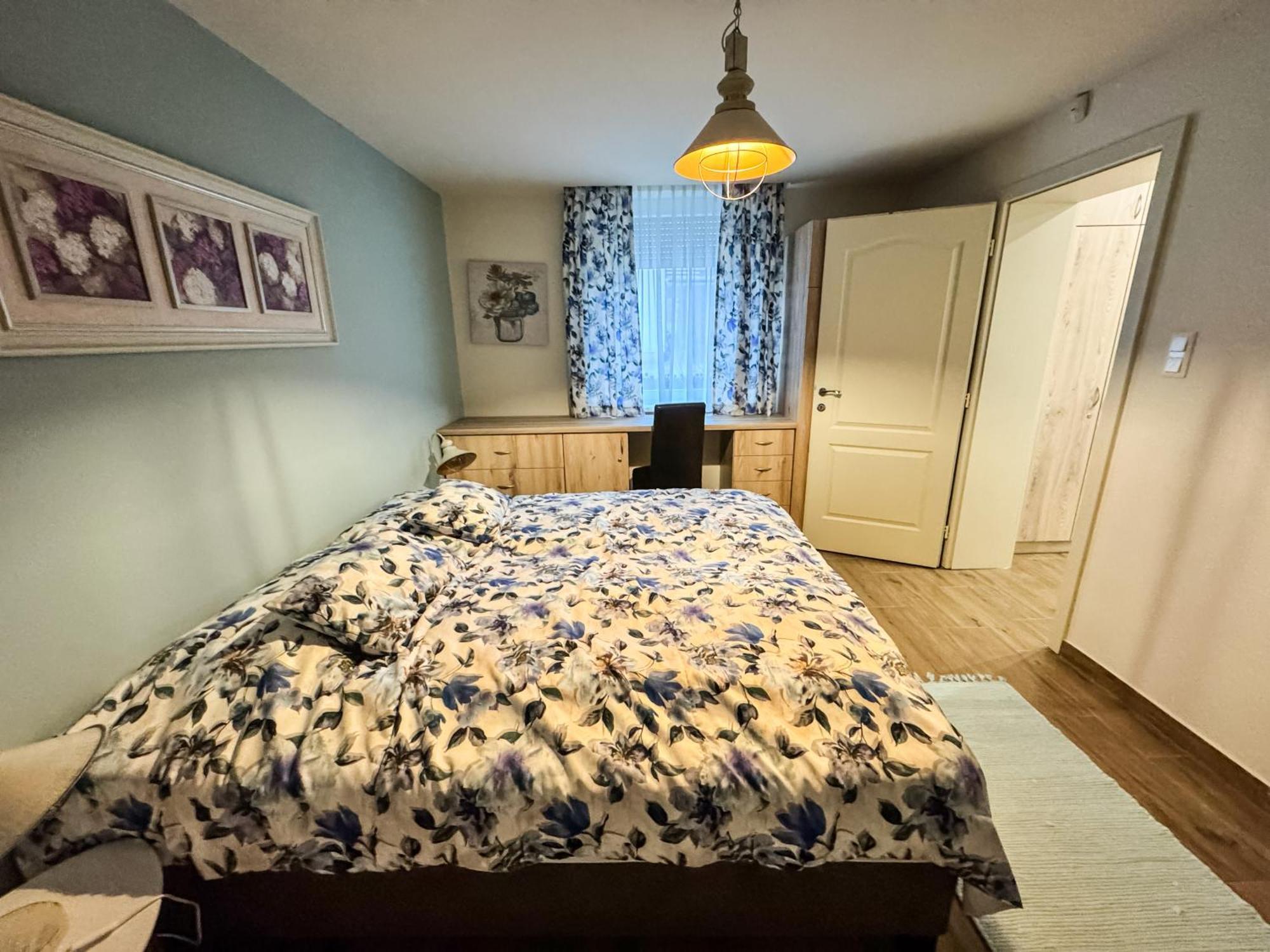 Dreko Panzio & Borbisztro Bed and Breakfast Győrújbarát Εξωτερικό φωτογραφία